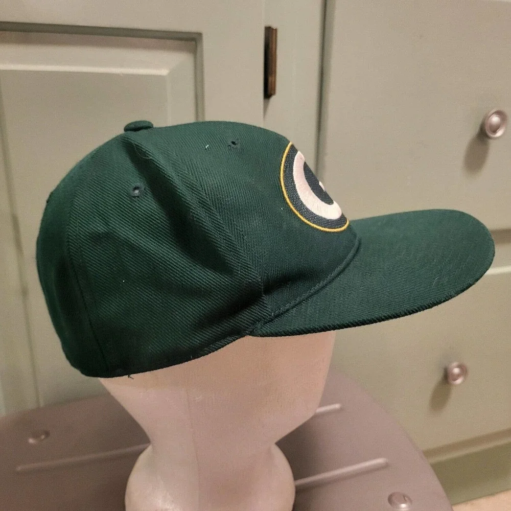 VTG Green‎ Bay Packers Sports Specialties NFL Football Fitted Size 6 7/8 Hat Cap
